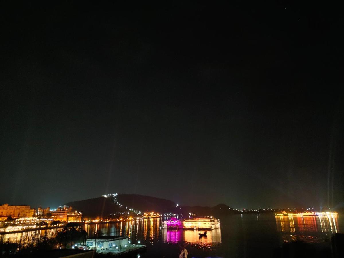 Hotel Lake Star Udaipur Exterior photo