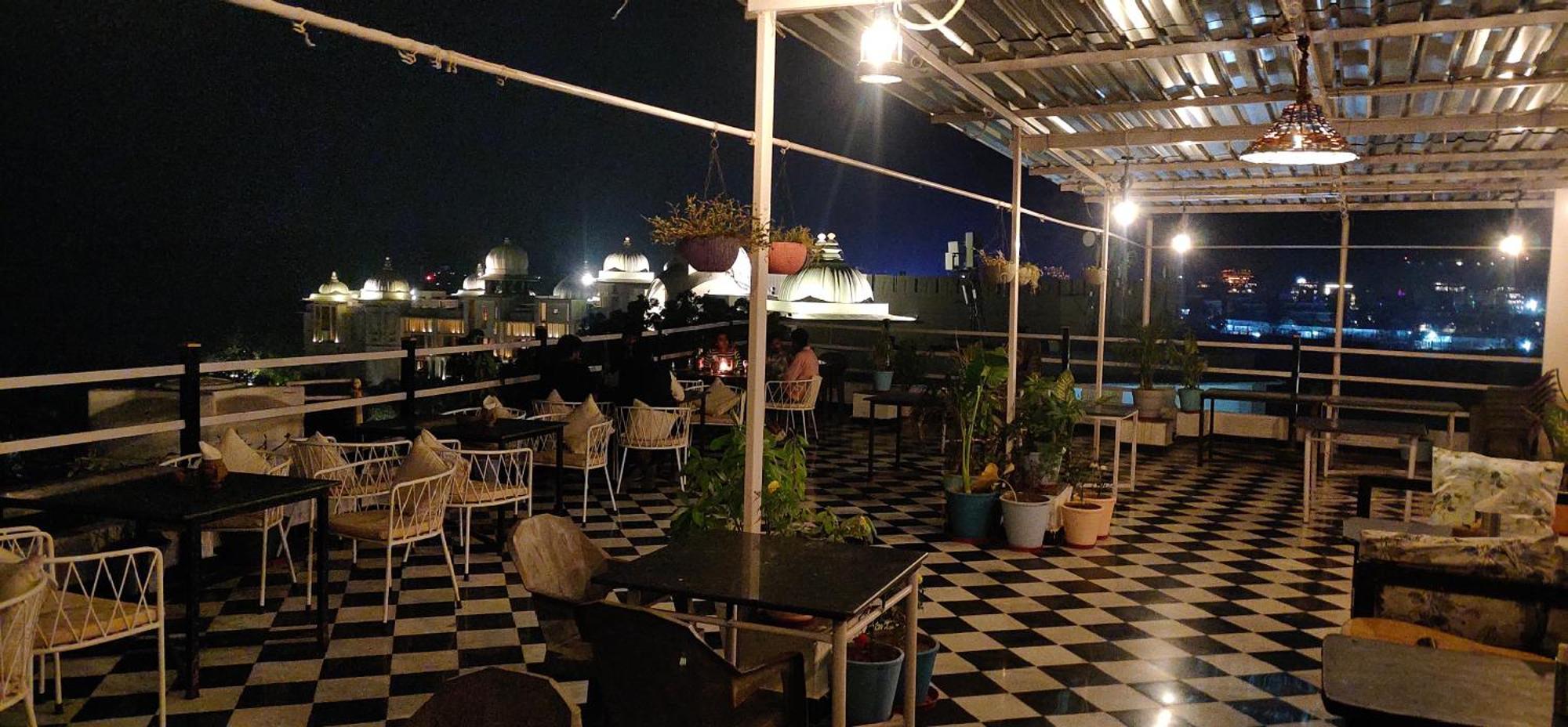 Hotel Lake Star Udaipur Exterior photo